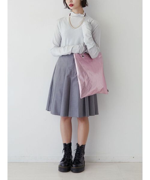 jouetie（ジュエティ）の「ラメハイネックシアートップス（Tシャツ/カットソー・レディース・シルバー/ブラック/グリーン/ピンク/ブルー・MEDIUM）」の21枚目の写真