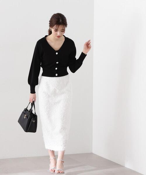 PROPORTION BODY DRESSING(プロポーションボディドレッシング)の「ランダムビジューボタンニットカーディガン / 1214174302(カーディガン/ボレロ・レディース・ベージュ/ホワイト系その他/ブラック・FREE)」の4枚目の写真