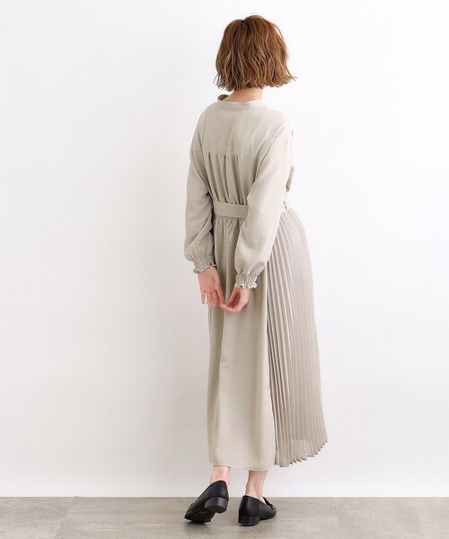 grove（グローブ）の「◆サイドプリーツシャツワンピース（ワンピース・レディース・サックスブルー/ナチュラル/ネイビー・04/03/02/01/05）」の6枚目の写真