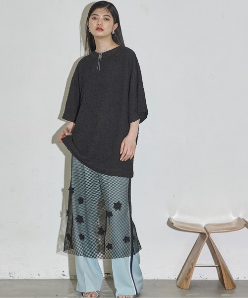 THE YOn(ザヨン)の「フラッフィーリップルハーフスリーブオーバートップス(Tシャツ/カットソー・レディース・アイボリー/ブラック/サックスブルー/ベージュ・FREE)」の16枚目の写真