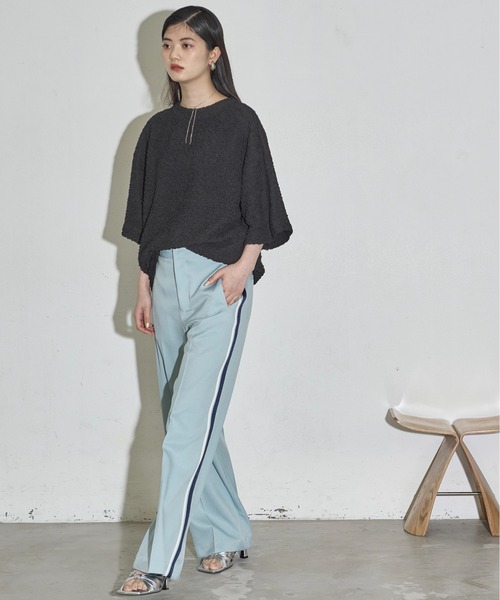 THE YOn(ザヨン)の「フラッフィーリップルハーフスリーブオーバートップス(Tシャツ/カットソー・レディース・アイボリー/ブラック/サックスブルー/ベージュ・FREE)」の19枚目の写真