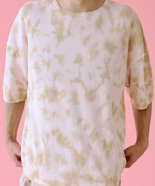 Universal Style Wear(ユニバーサルスタイルウェア)の「Universal Style Wear ムラ染 カットオフ ワッフル Tee(Tシャツ/カットソー・メンズ・ピンク/グリーン/オフホワイト/サックスブルー・X-LARGE/LARGE/MEDIUM)」の12枚目の写真