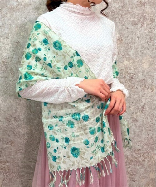 axes femme(アクシーズファム)の「フラワー柄やわらかストール(ストール/ショール・レディース・グリーン/イエロー/ピンク・FREE)」の1枚目の写真