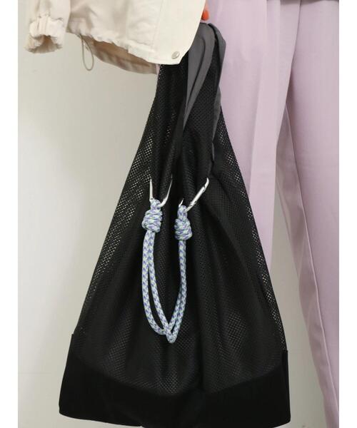 Samansa Mos2 blue（サマンサモスモスブルー）の「マルチWAYメッシュトート（ハンドバッグ・レディース・グレー/ブラック/シルバーグレー・F）」の12枚目の写真