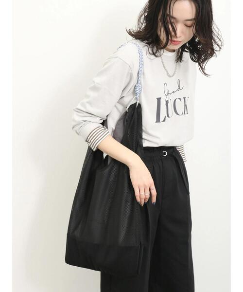 Samansa Mos2 blue（サマンサモスモスブルー）の「マルチWAYメッシュトート（ハンドバッグ・レディース・グレー/ブラック/シルバーグレー・F）」の18枚目の写真