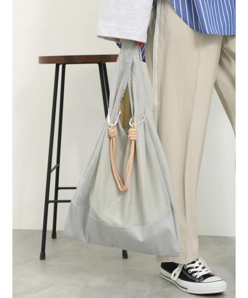 Samansa Mos2 blue（サマンサモスモスブルー）の「マルチWAYメッシュトート（ハンドバッグ・レディース・グレー/ブラック/シルバーグレー・F）」の22枚目の写真