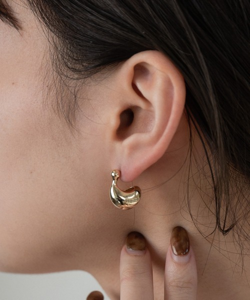 lawgy（ラウジー）の「drop roundish pierce / ドロップラウンディッシュピアス（ピアス（両耳用）・レディース・ゴールド/シルバー・FREE）」の7枚目の写真