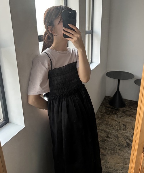 I_am（アイアム）の「tulle shirring camisole ops / チュールシャーリングキャミソールワンピース（ワンピース・レディース・ブラック/アイボリー・FREE）」の2枚目の写真