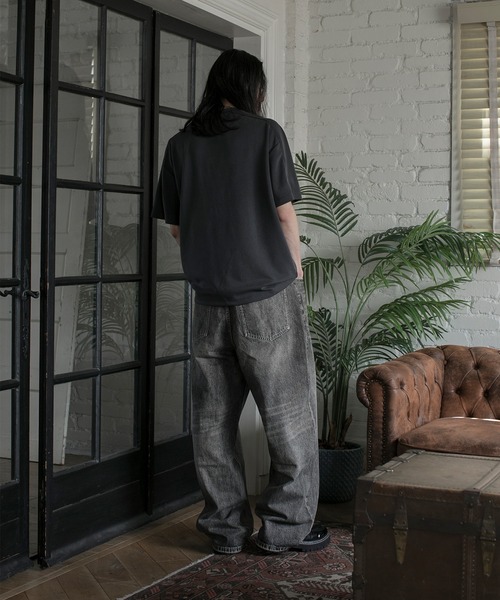 aimoha(アイモハ)の「【aimoha neo】URBAN CHARCOAL WIDE-LEG JEANS(デニムパンツ・メンズ・ブラック・MEDIUM/LARGE/X-LARGE)」の5枚目の写真