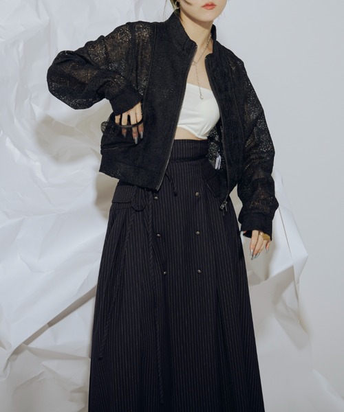 Ezick（エジック）の「Mode elegance レーストラックジャケット（ブルゾン・レディース・ブラック/ホワイト・FREE）」の4枚目の写真