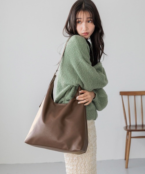 LOWRYS FARM(ローリーズファーム)の「ヤワラカルイ2WAYショルダーBAG 115210(ショルダーバッグ・レディース・アイボリー/ブラック/シルバー/ブラウン/ブラウン系その他/ベージュ・FREE)」の3枚目の写真
