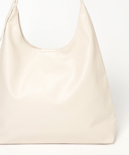 LOWRYS FARM(ローリーズファーム)の「ヤワラカルイ2WAYショルダーBAG 115210(ショルダーバッグ・レディース・アイボリー/ブラック/シルバー/ブラウン/ブラウン系その他/ベージュ・FREE)」の21枚目の写真