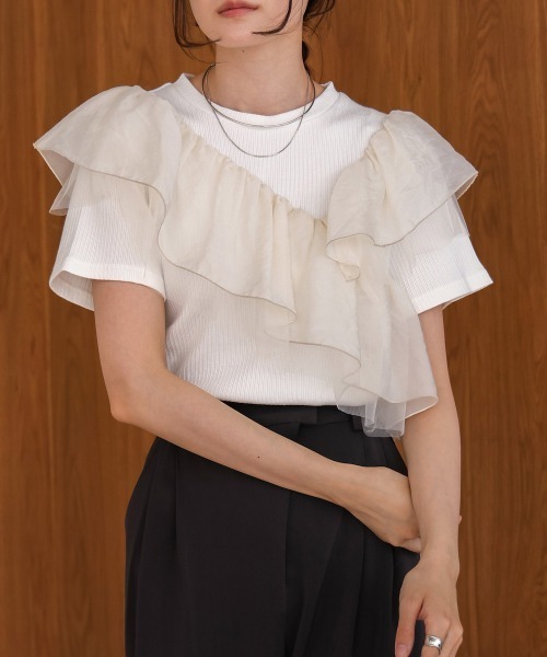 Bab（バブ）の「アシメフリルドッキングカットソー（Tシャツ/カットソー・レディース・ベージュ/オフホワイト/ブラック・FREE）」の14枚目の写真