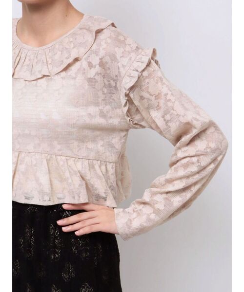 merry jenny（メリージェニー）の「ラメレースフリルカラーtops