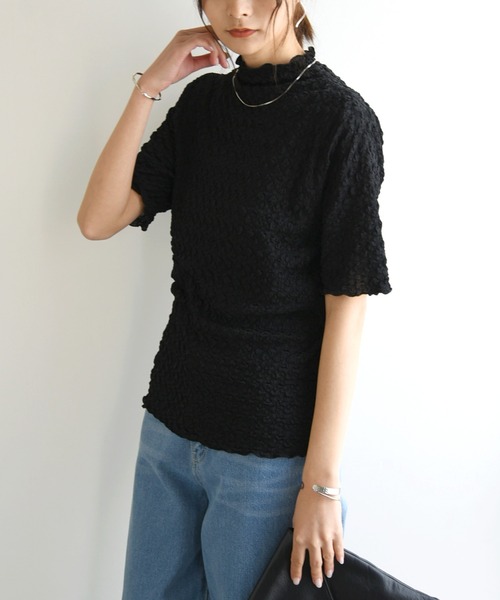 and it_（アンドイット）の「ボトルネック半袖プルオーバー（Tシャツ/カットソー・レディース・ナチュラル/ブラック/オフホワイト・M）」の4枚目の写真