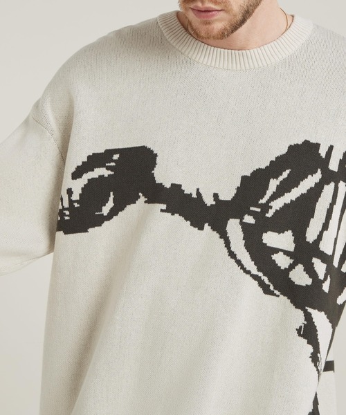 G-STAR(ジースター)の「RUNNING DOG GRAPHIC KNITTED SWEATER/グラフィックデザインセーター(ニット/セーター・メンズ・ダークブラック/ホワイト系その他・LARGE/MEDIUM/SMALL/X-SMALL)」の5枚目の写真