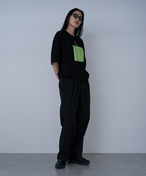 COLONY 2139（コロニートゥーワンスリーナイン）の「ボックスプリントTシャツ（Tシャツ/カットソー・メンズ・ホワイト/ブラック・MEDIUM/LARGE）」の11枚目の写真