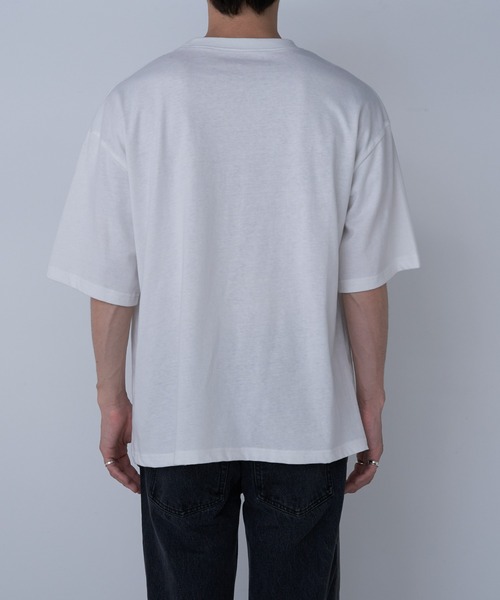 COLONY 2139（コロニートゥーワンスリーナイン）の「ボックスプリントTシャツ（Tシャツ/カットソー・メンズ・ホワイト/ブラック・MEDIUM/LARGE）」の21枚目の写真