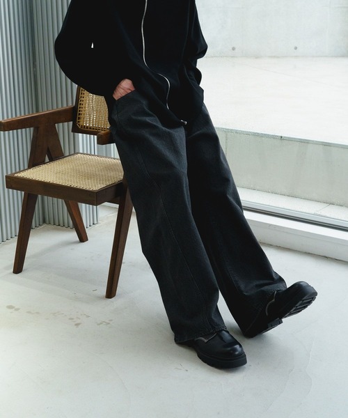 STERNBERG(スタンバーグ)の「ツイストデニムワイドパンツ(デニムパンツ・メンズ・グレー/ブラック・LARGE/X-SMALL/MEDIUM/SMALL)」の7枚目の写真