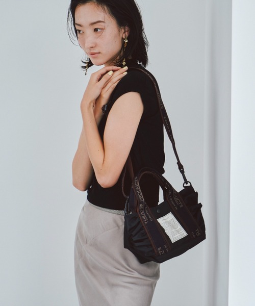 THEATRE PRODUCTS（シアタープロダクツ）の「テムズ フリル2WAY 