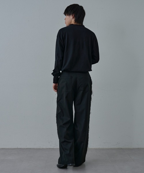 COLONY 2139(コロニートゥーワンスリーナイン)の「箔プリント長袖Tシャツ(Tシャツ/カットソー・メンズ・ホワイト/ブラック・MEDIUM/LARGE)」の13枚目の写真