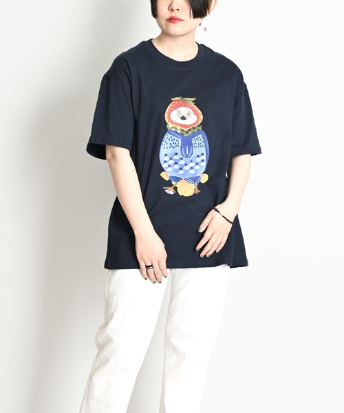 MARAI（マーライ）の「鳥 アニマルプリント ビッグシルエット 半袖Tシャツ（Tシャツ/カットソー・レディース・ホワイト/ブラウン/パープル/ネイビー・FREE）」の3枚目の写真