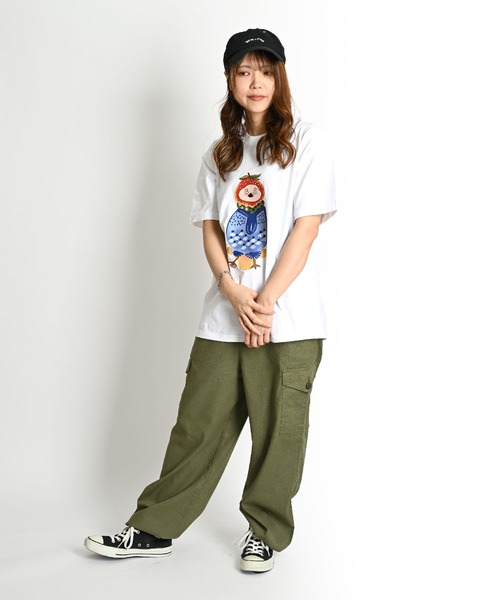 MARAI（マーライ）の「鳥 アニマルプリント ビッグシルエット 半袖Tシャツ（Tシャツ/カットソー・レディース・ホワイト/ブラウン/パープル/ネイビー・FREE）」の6枚目の写真