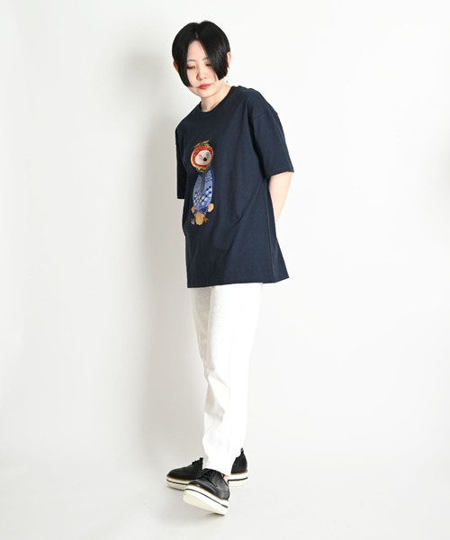 MARAI（マーライ）の「鳥 アニマルプリント ビッグシルエット 半袖Tシャツ（Tシャツ/カットソー・レディース・ホワイト/ブラウン/パープル/ネイビー・FREE）」の16枚目の写真