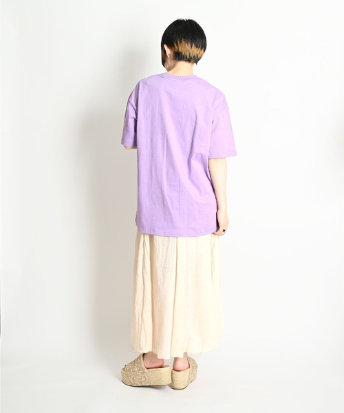 MARAI（マーライ）の「鳥 アニマルプリント ビッグシルエット 半袖Tシャツ（Tシャツ/カットソー・レディース・ホワイト/ブラウン/パープル/ネイビー・FREE）」の22枚目の写真