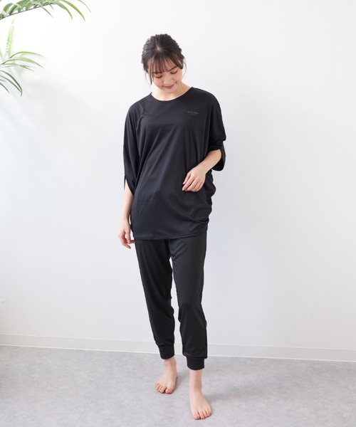 marie claire(マリ・クレール)の「【marie claire/マリ.クレール】フィットネスウェアセットアップ ヨガ上下2点セット ボトムスセット ピラティス 体型カバー ドルマン(Tシャツ/カットソー・レディース・グレー/ワイン/ブラック・MEDIUM/X-LARGE/LARGE/XX-LARGE)」の10枚目の写真