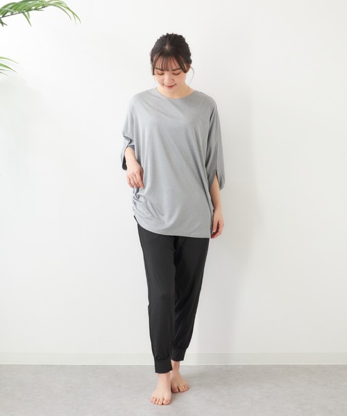 marie claire(マリ・クレール)の「【marie claire/マリ.クレール】フィットネスウェアセットアップ ヨガ上下2点セット ボトムスセット ピラティス 体型カバー ドルマン(Tシャツ/カットソー・レディース・グレー/ワイン/ブラック・MEDIUM/X-LARGE/LARGE/XX-LARGE)」の16枚目の写真