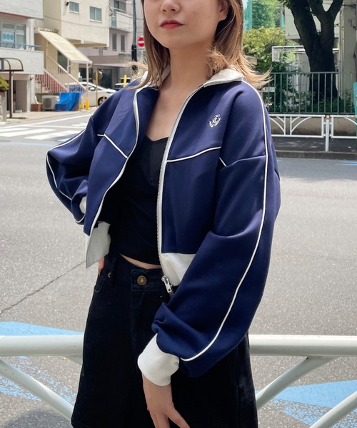 one way（ワンウェイ）の「トラックジャケット（ノーカラージャケット