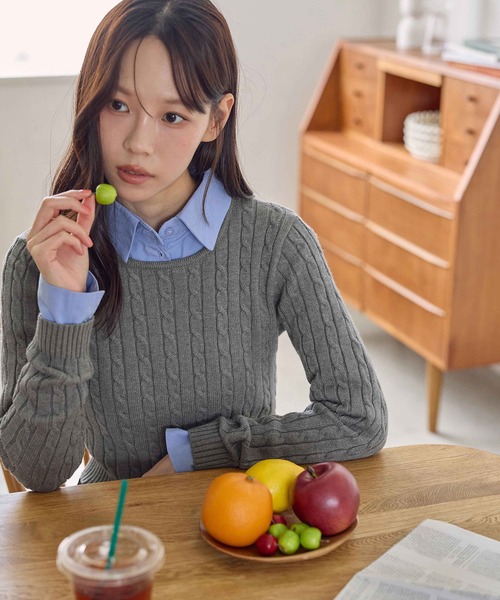 CHAN ME(チャンミ)の「ケーブルクロップドニット(ニット/セーター・レディース・ブラック/アイボリー/グレー/ネイビー/ボルドー/キャメル・MEDIUM/LARGE/X-LARGE)」の20枚目の写真