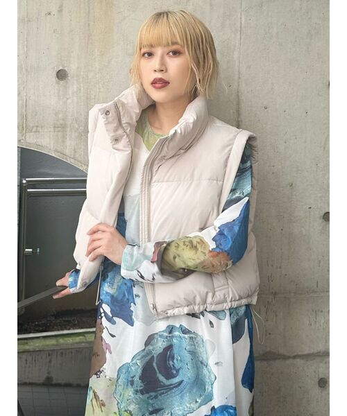 MURUA(ムルーア)の「マルチWAYショートエアコンダウン(ブルゾン・レディース・ブラック/ブルー/グレー/アイボリー・FREE)」の10枚目の写真