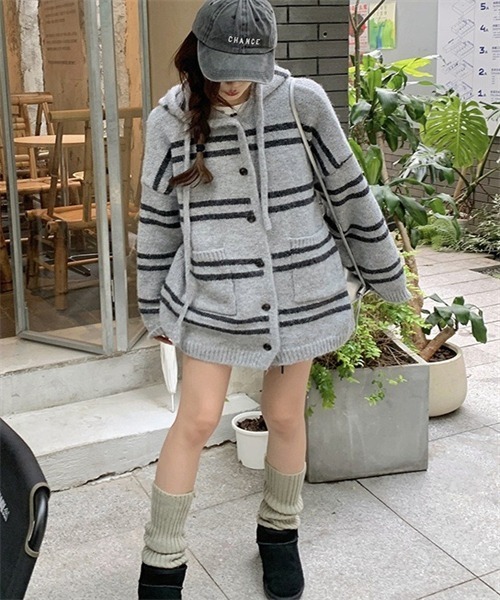 FREE STYLISTS(フリー スタイリスト)の「ゆったりサイズ ボーダー柄ニットカーディガン(カーディガン/ボレロ・レディース・ブラウン/オフホワイト/グレー・FREE)」の15枚目の写真