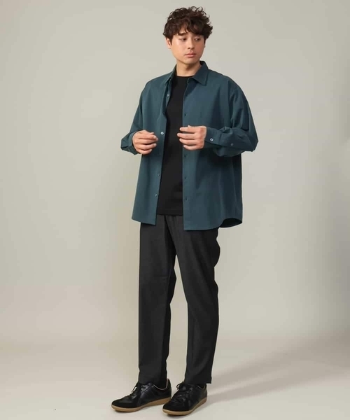 a.v.v（アーヴェヴェ）の「【イージーケア/毛玉になりづらい】ワイドシルエットシャツ（シャツ/ブラウス・メンズ・グリーン/アイボリー/ブラック・50/48/46）」の6枚目の写真