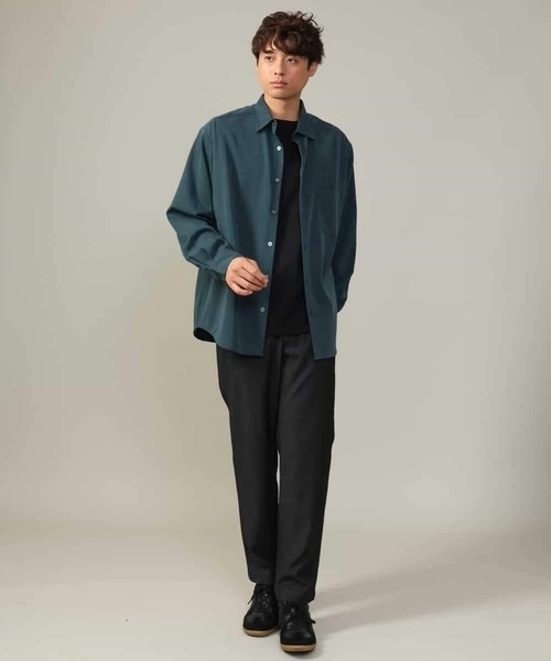a.v.v（アーヴェヴェ）の「【イージーケア/毛玉になりづらい】ワイドシルエットシャツ（シャツ/ブラウス・メンズ・グリーン/アイボリー/ブラック・50/48/46）」の8枚目の写真