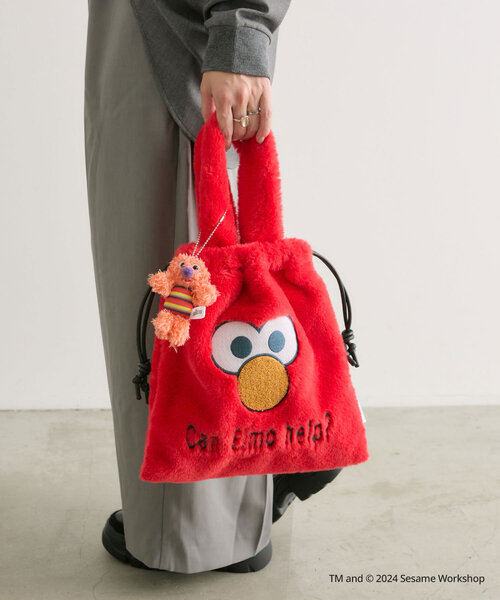 SESAME STREET(セサミストリート)の「【SESAME STREET(セサミストリート)】コラボ巾着バッグ(トートバッグ・レディース・イエロー/レッド/ブルー・FREE)」の4枚目の写真