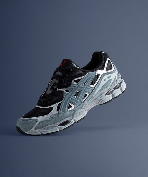 ASICS（アシックス）の「GEL-NYC（スニーカー・レディース・ブラック×グレー・25.5/28.5/24/28/26.5/27.5/29.5/26/24.5/29/25/27/23.5/23）」の2枚目の写真