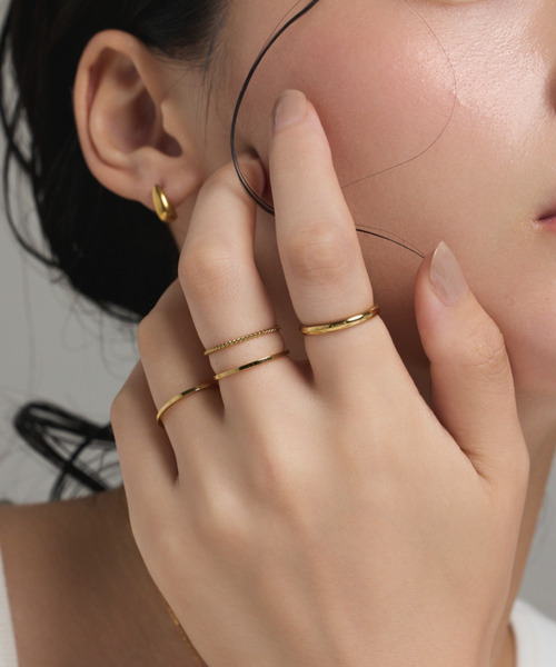 ciite' surgical stainless(シーテサージカルステンレス)の「【 金属アレルギー対応 】シンプルリング 4個セット サージカルステンレス(リング・レディース・ゴールド/シルバー・11号/13号)」の12枚目の写真