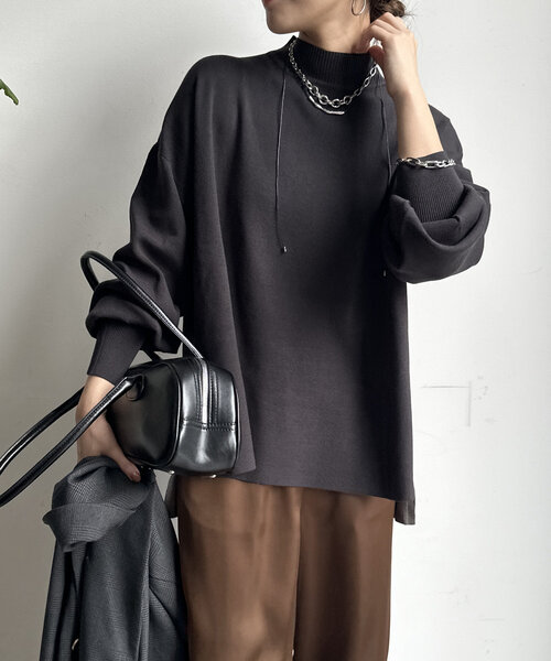 DouDou(ドゥドゥ)の「【WEB限定】モックネックニットプルオーバー(ニット/セーター・レディース・カーキ/チャコールグレー/ブルー/ベージュ・FREE)」の12枚目の写真