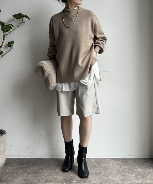 DouDou(ドゥドゥ)の「【WEB限定】モックネックニットプルオーバー(ニット/セーター・レディース・カーキ/チャコールグレー/ブルー/ベージュ・FREE)」の15枚目の写真