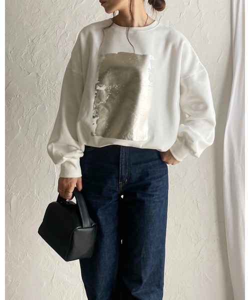 She's Closet(シーズクローゼット)の「オーバーサイズ長袖メタリック箔プリント裏起毛スウェット(スウェット・レディース・オフホワイト/スミクロ・FREE)」の14枚目の写真