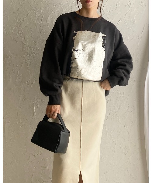 She's Closet(シーズクローゼット)の「オーバーサイズ長袖メタリック箔プリント裏起毛スウェット(スウェット・レディース・オフホワイト/スミクロ・FREE)」の7枚目の写真