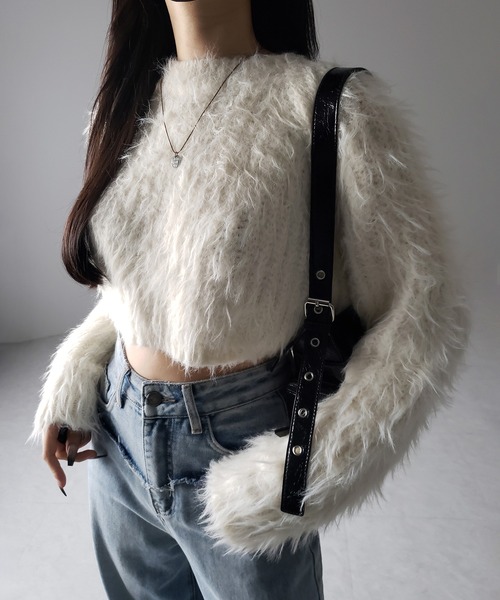 me+em select(ミームセレクト)の「【 3color 】モヘアライクショートシャギーニット / mohair-like short shaggy knit(ニット/セーター・レディース・ブラック/ホワイト/グレー・FREE)」の12枚目の写真