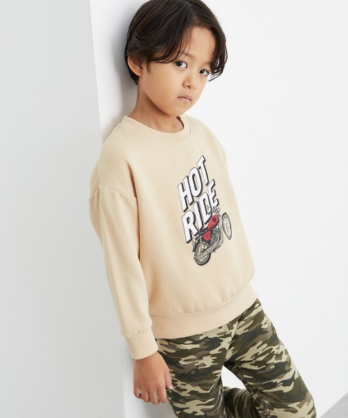 QUNTSTYLE(キュントスタイル)の「裏起毛 プリントトレーナー(スウェット・キッズ・ブラック/ベージュ/オレンジ/ブルー系その他/ラベンダー/ネイビー系2/ブラック系その他/オフホワイト/グレー/ネイビー系1/グリーン/アイボリー/アイボリー系/チャコール/グリーン系その他/パープル/ネイビー/ブラウン/グレー系その他/カーキ・150/100/140/160/110/120/130/170)」の9枚目の写真