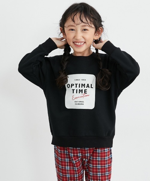 QUNTSTYLE(キュントスタイル)の「裏起毛 プリントトレーナー(スウェット・キッズ・ブラック/ベージュ/オレンジ/ブルー系その他/ラベンダー/ネイビー系2/ブラック系その他/オフホワイト/グレー/ネイビー系1/グリーン/アイボリー/アイボリー系/チャコール/グリーン系その他/パープル/ネイビー/ブラウン/グレー系その他/カーキ・150/100/140/160/110/120/130/170)」の1枚目の写真