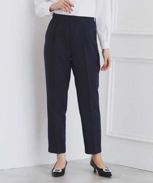 index（インデックス）の「＜通勤・セレモニー/セットアップ対応＞ストレッチテーパードパンツ【洗濯機洗い可/イージーアイロン】（その他パンツ・レディース・ネイビー系5/ブラック/ナチュラル・42/38/36/40）」の12枚目の写真