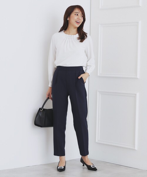 index（インデックス）の「＜通勤・セレモニー/セットアップ対応＞ストレッチテーパードパンツ【洗濯機洗い可/イージーアイロン】（その他パンツ・レディース・ネイビー系5/ブラック/ナチュラル・42/38/36/40）」の13枚目の写真