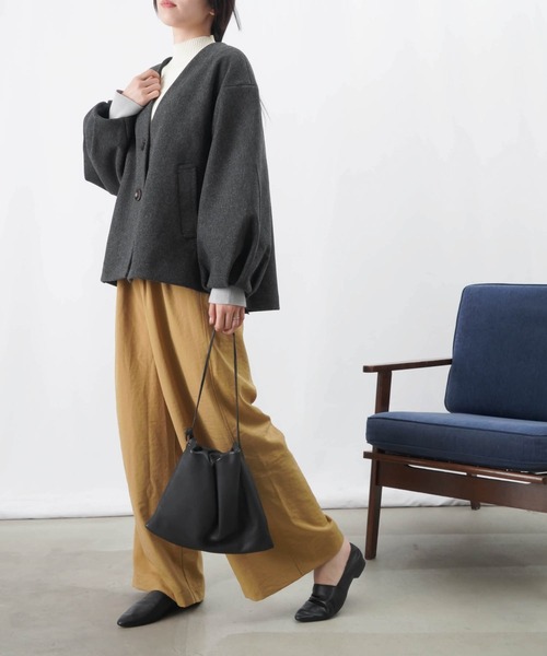 【セール】LC/LLL 袖タックVネックジャケット / 袖ボリュームウールライクショートジャケット（ノーカラージャケット）｜LUCA/LADY LUCK LUCA（ルカ/レディラックルカ）